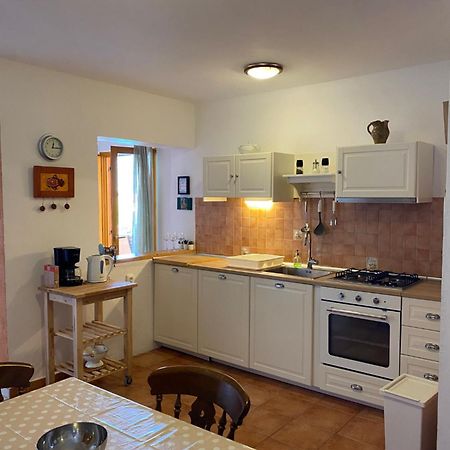 Apartments Lili I Baska  Exterior photo